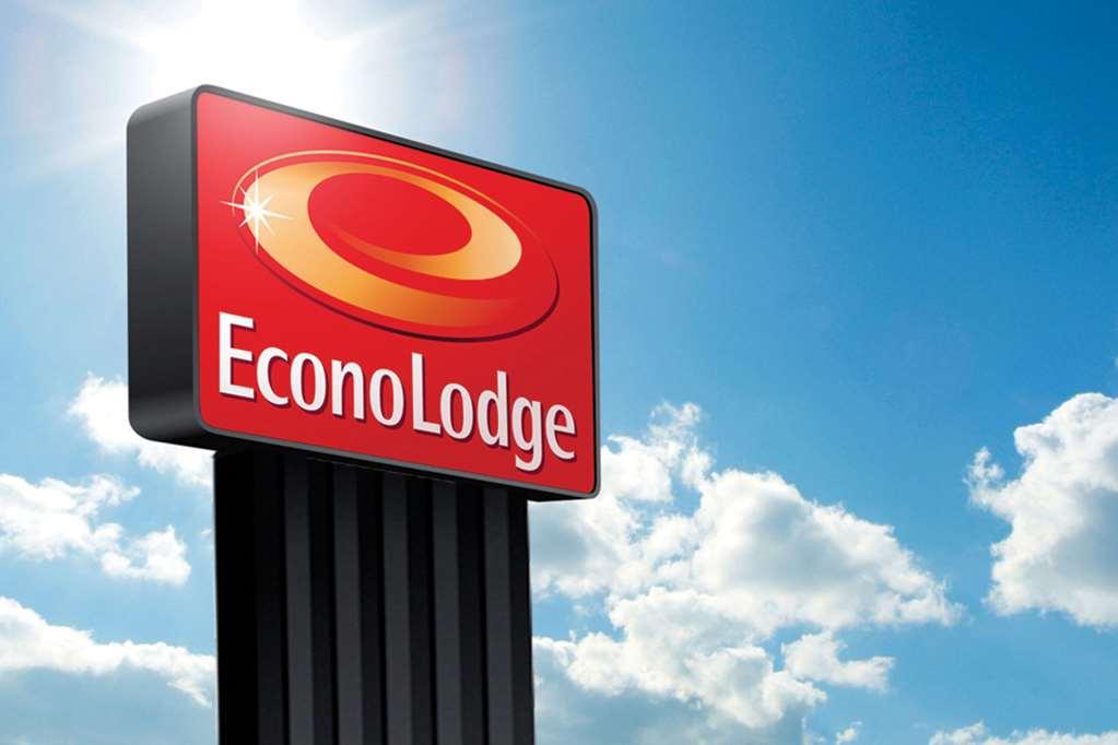 Econo Lodge Waynesboro - Skyline Drive Luaran gambar