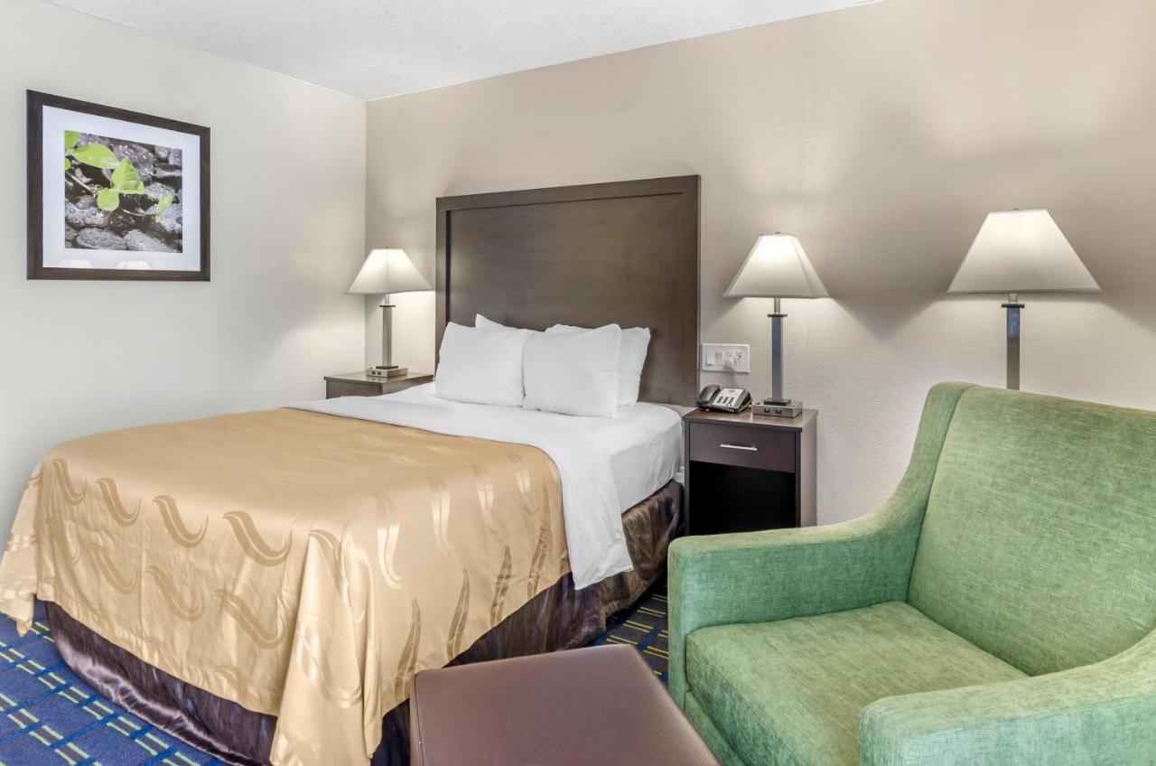 Econo Lodge Waynesboro - Skyline Drive Luaran gambar