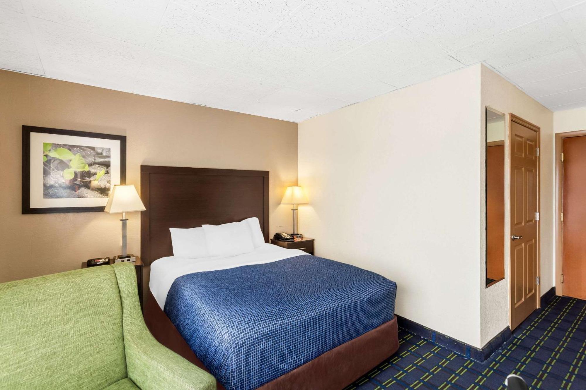 Econo Lodge Waynesboro - Skyline Drive Luaran gambar
