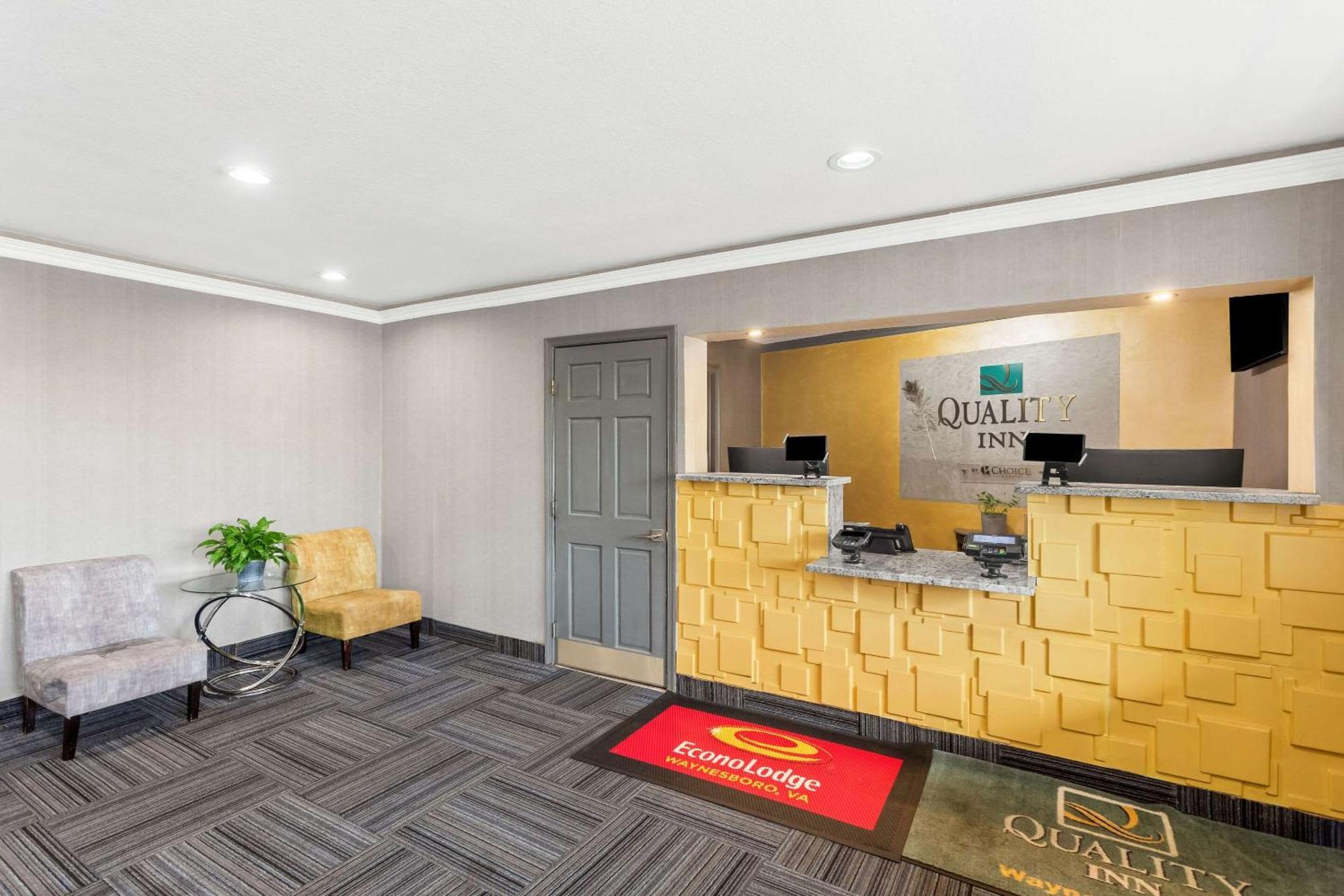 Econo Lodge Waynesboro - Skyline Drive Luaran gambar