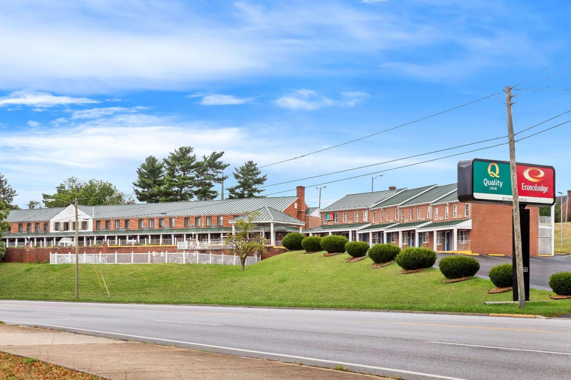 Econo Lodge Waynesboro - Skyline Drive Luaran gambar